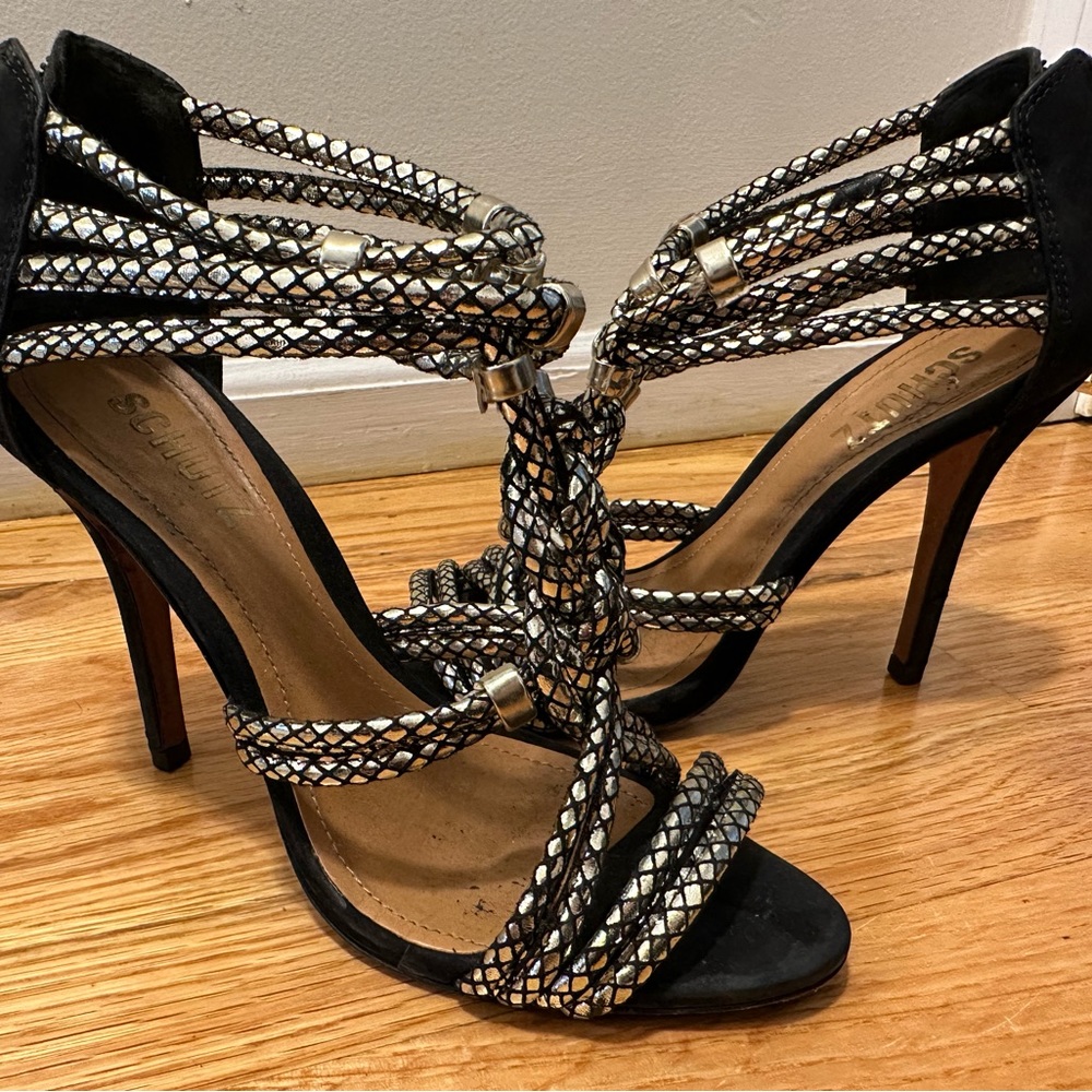 Schutz shoes size 37